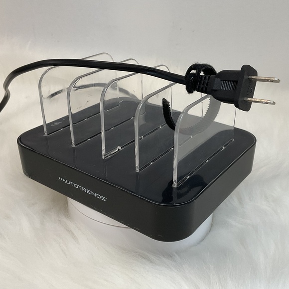 Autotrends Black Charging Station For 4 Devices/USB/Removal Dividers - Picture 4 of 7